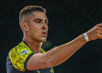 Trajetória de Rafael Longo no futevôlei
