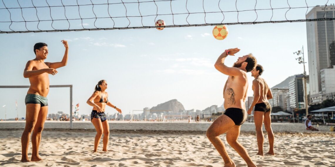 Fundamentos do futevolei:
