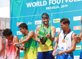 Vinícius e Paraná vencem Mundial de Futevôlei